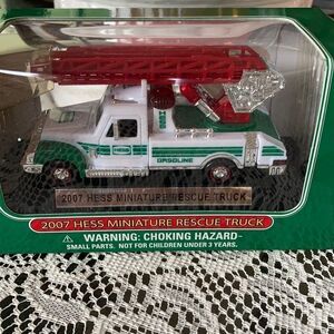 2007 Hess miniature Rescue Truck NIB